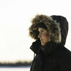 Helly Hansen Longyear Ll Parka Women, Zwart -ARTILECT winkel helly hansen longyear ll parka women beluga 5