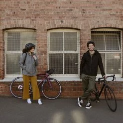 Icebreaker Felted Merino Hooded Jacket Men, Zwart -ARTILECT winkel icebreaker felted merino hooded jacket men black 19