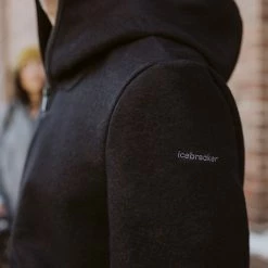 Icebreaker Felted Merino Hooded Jacket Men, Zwart -ARTILECT winkel icebreaker felted merino hooded jacket men black 26