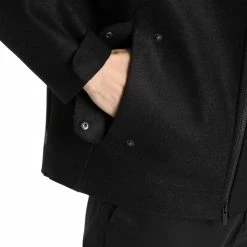 Icebreaker Felted Merino Hooded Jacket Men, Zwart -ARTILECT winkel icebreaker felted merino hooded jacket men black 8