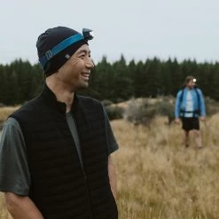 Icebreaker ZoneKnit Insulated Vest Men, Zwart -ARTILECT winkel icebreaker zoneknit insulated vest men black 14